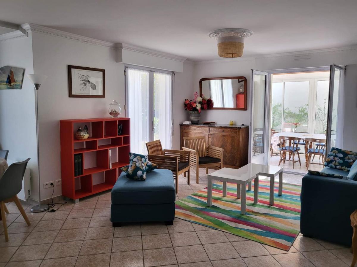 Appartement 3 Chambres 6 Pers Rez De Jardin 5Min Plage Quartier Du Phare Location Du Dimanche Au Dimanche En Juillet Et Aout Ла-Транш-сюр-Мер Экстерьер фото